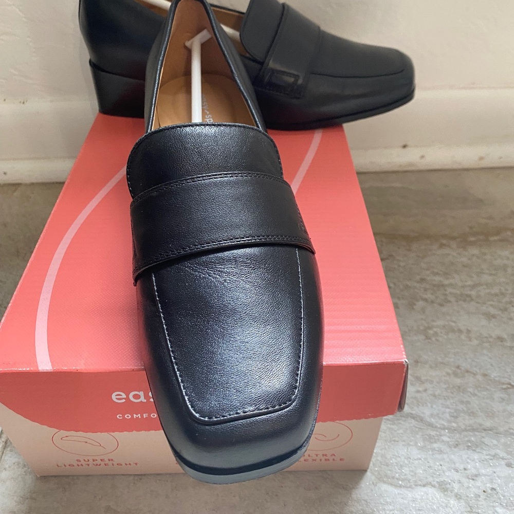 Brand new women shoes